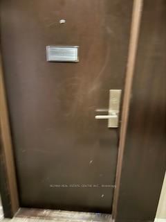 Room1