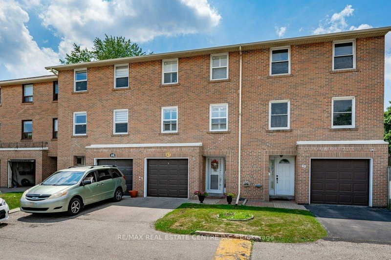 47 - 7255 Dooley Dr, Mississauga, L4T 2S7 | Image 2