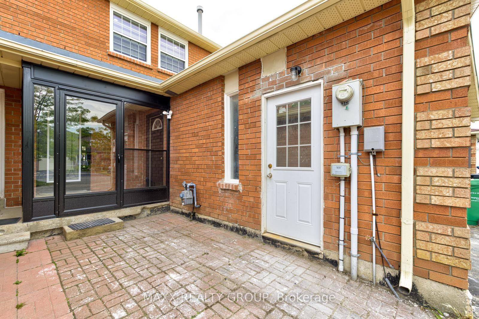 Semi-Detached House for sale at 109 Woodsend Ru, Brampton, Ontario, L6Y 4H7 - Fletcher's Creek South - MLS: W12615184