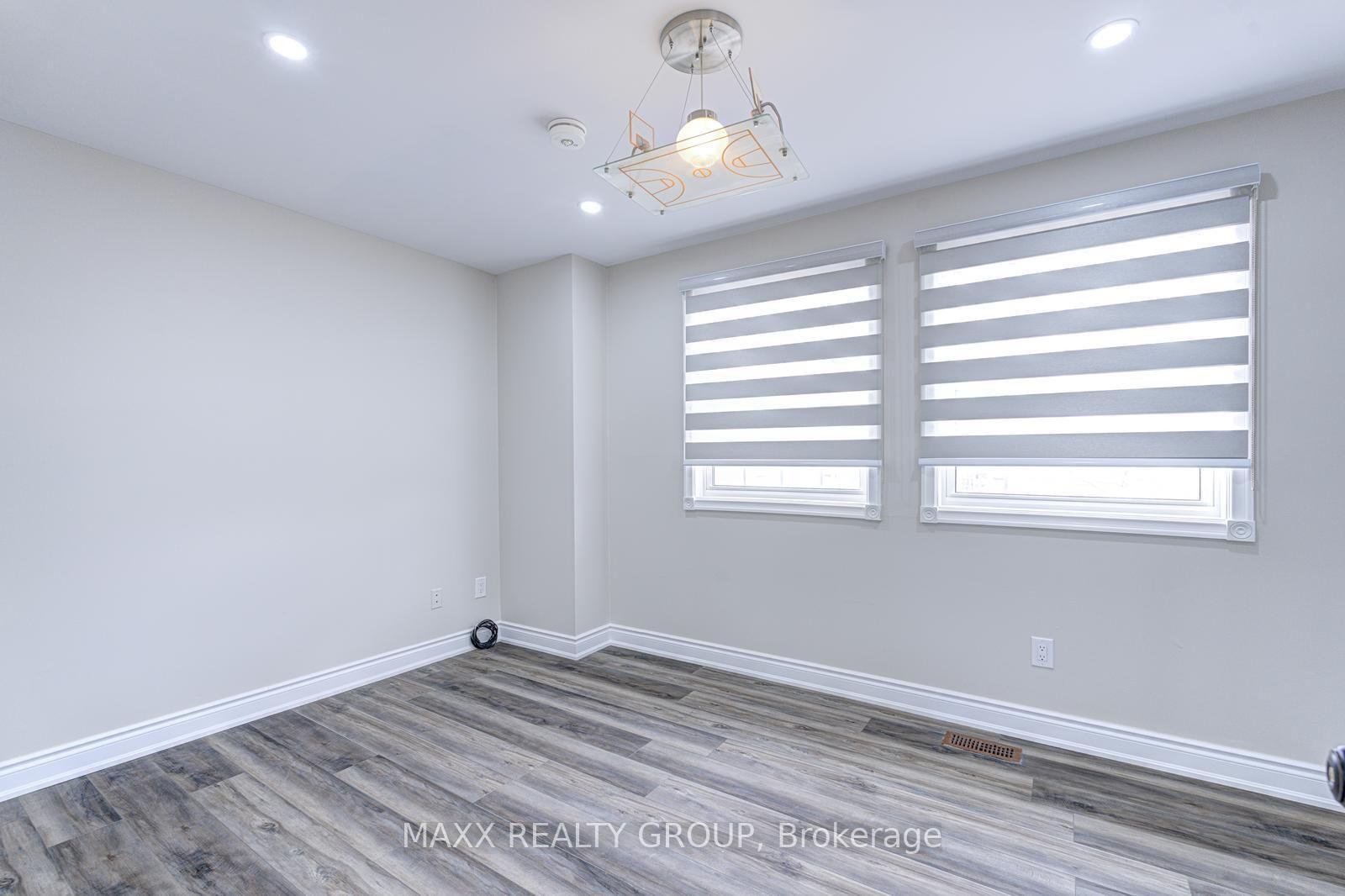 Semi-Detached House for sale at 109 Woodsend Ru, Brampton, Ontario, L6Y 4H7 - Fletcher's Creek South - MLS: W12615184