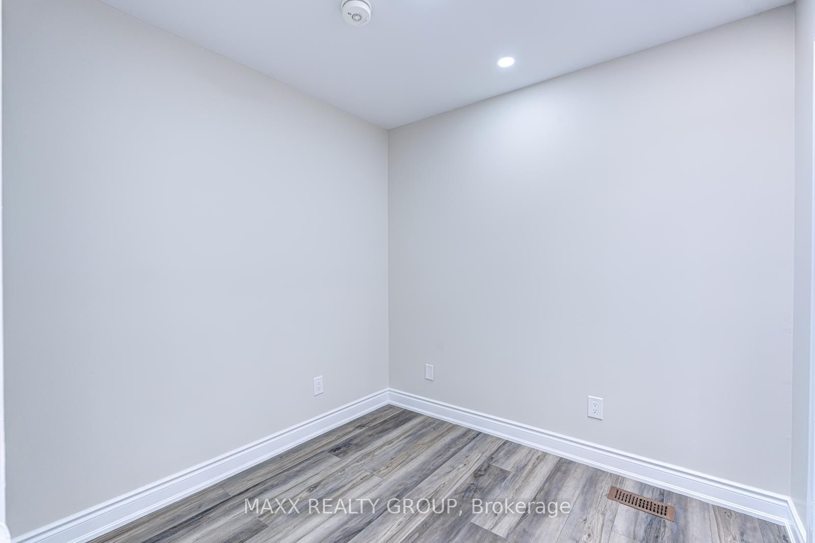 Semi-Detached House for sale at 109 Woodsend Ru, Brampton, Ontario, L6Y 4H7 - Fletcher's Creek South - MLS: W12615184