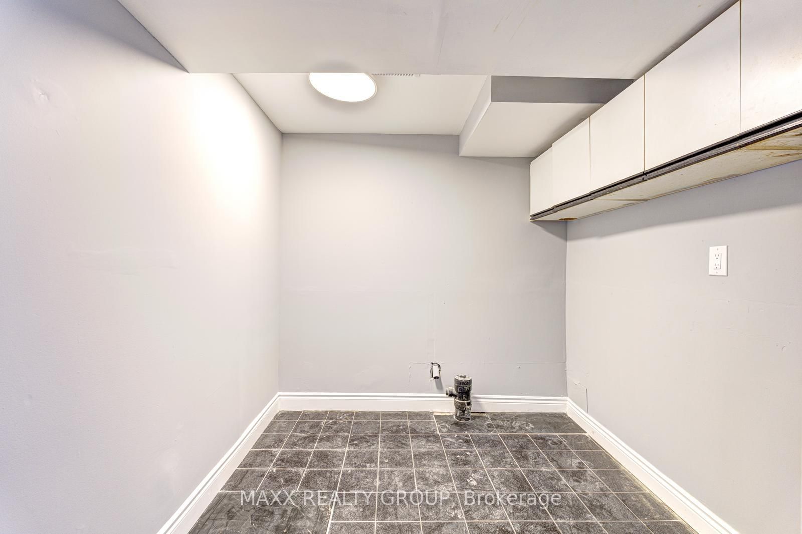 Semi-Detached House for sale at 109 Woodsend Ru, Brampton, Ontario, L6Y 4H7 - Fletcher's Creek South - MLS: W12615184