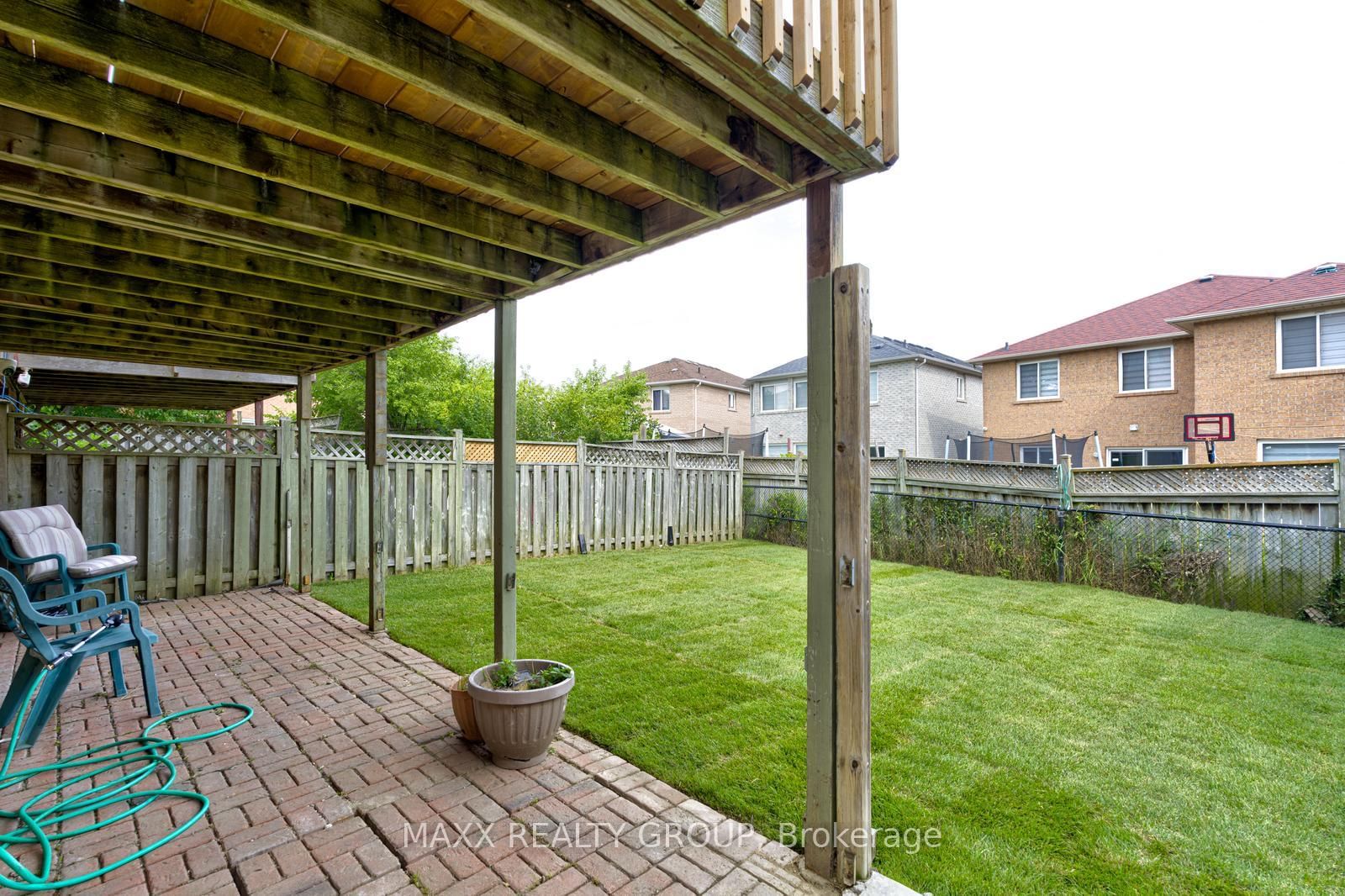 Semi-Detached House for sale at 109 Woodsend Ru, Brampton, Ontario, L6Y 4H7 - Fletcher's Creek South - MLS: W12615184