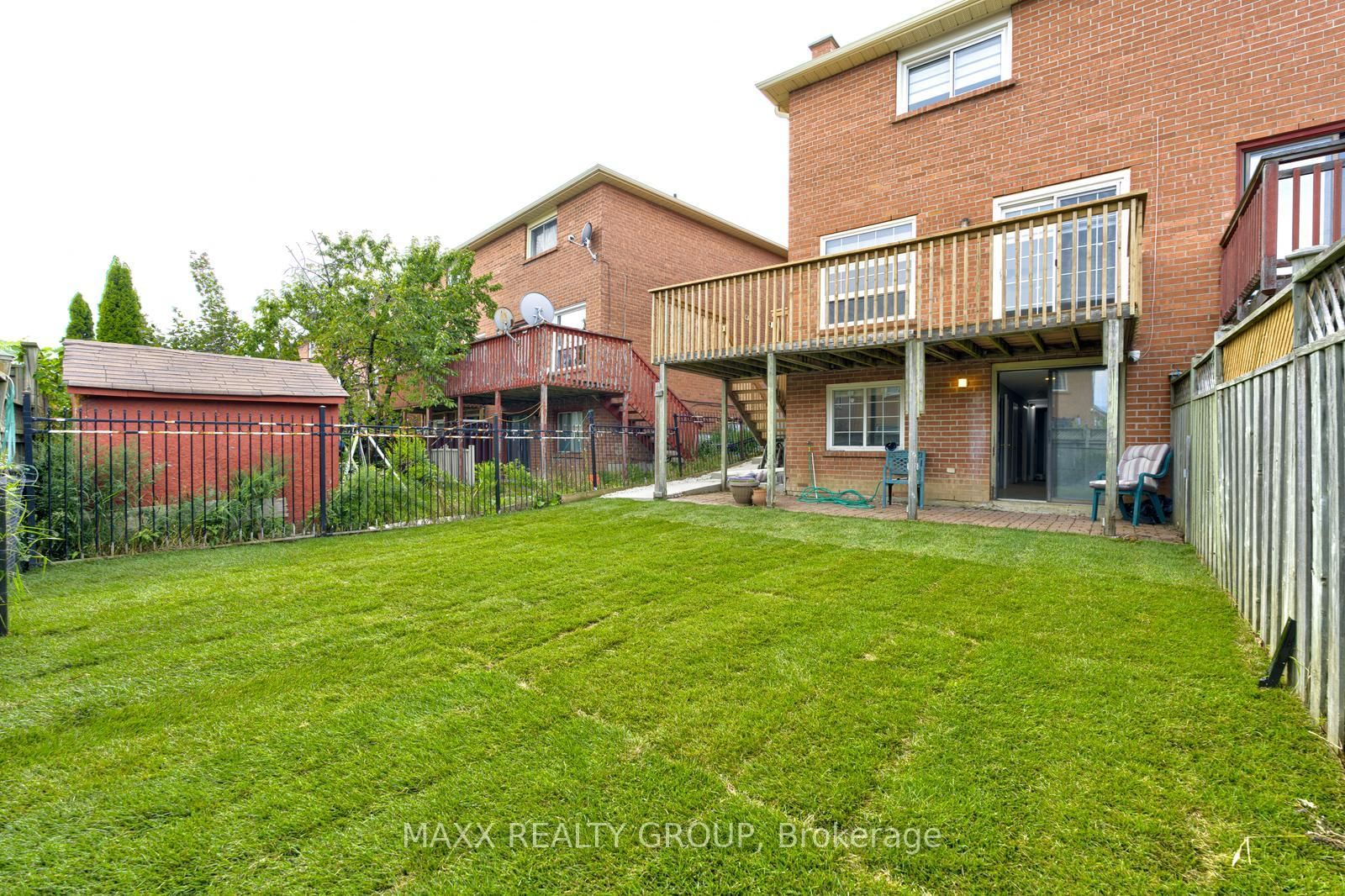 Semi-Detached House for sale at 109 Woodsend Ru, Brampton, Ontario, L6Y 4H7 - Fletcher's Creek South - MLS: W12615184