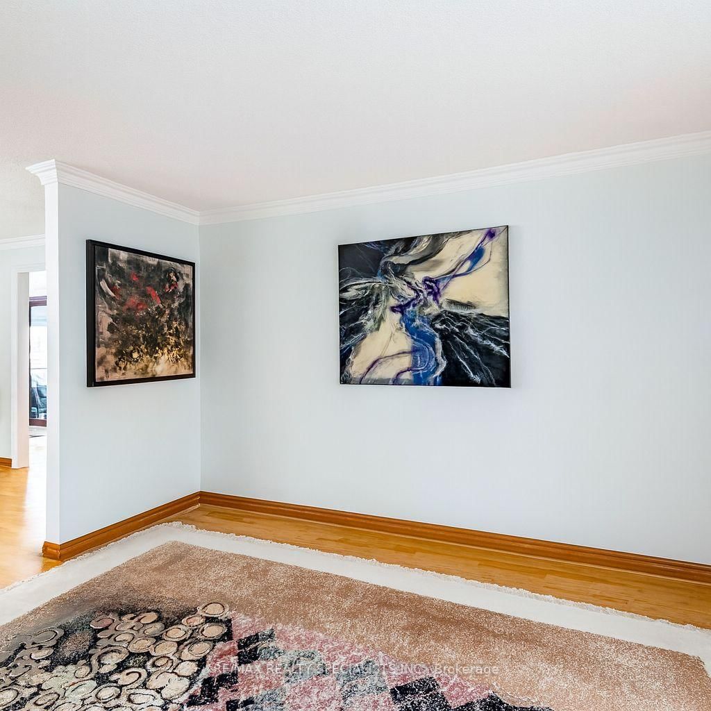 9186 Goreway Drive - Photo 21