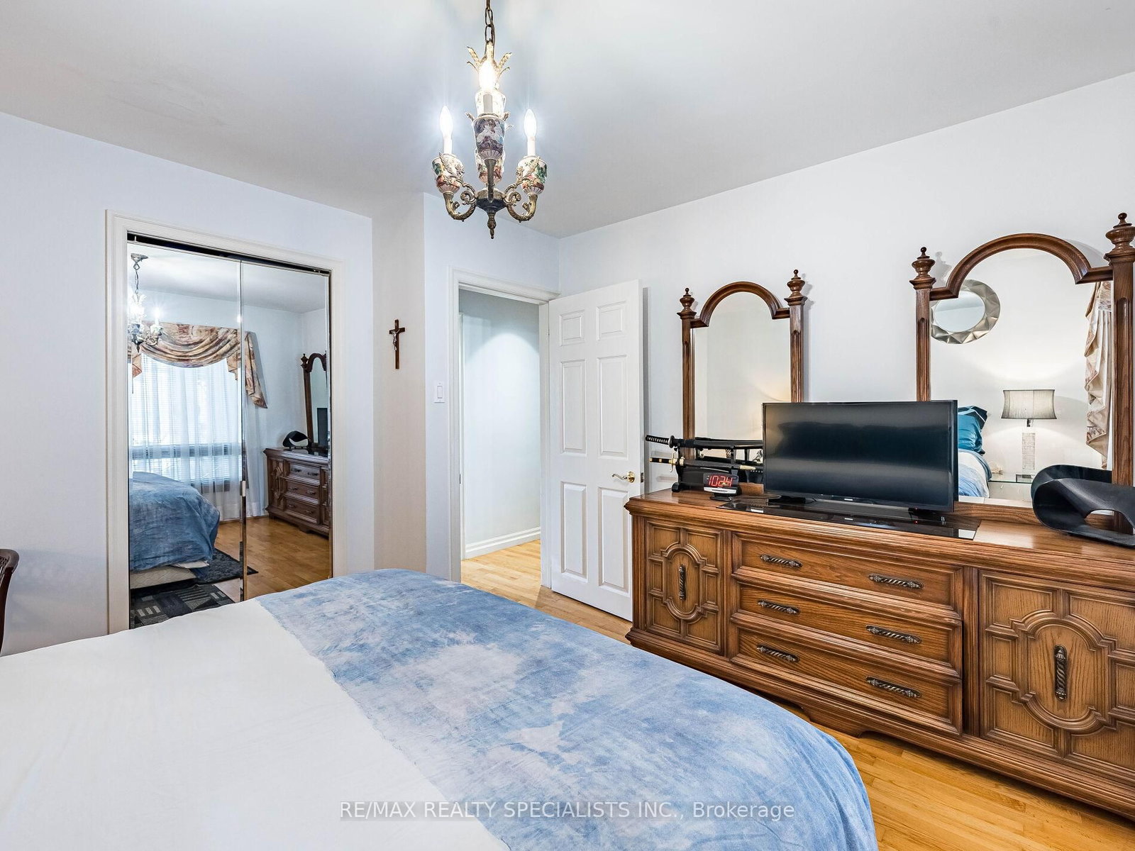 9186 Goreway Drive - Photo 27