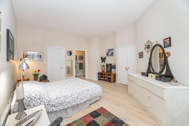 7 Dayspring Brampton,ON L6P 1C1 — Photo 24