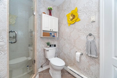 7 Dayspring Brampton,ON L6P 1C1 — Photo 31