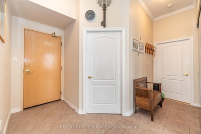 7 Dayspring Brampton,ON L6P 1C1 — Photo 6