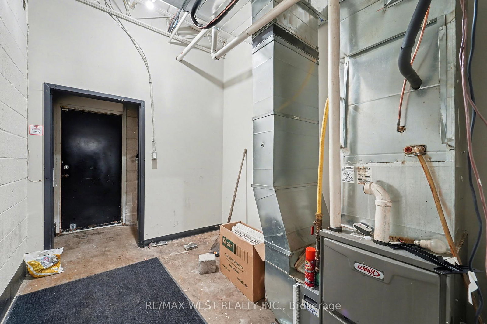 50 Bartor Road, Unit Lower Level - Photo 8