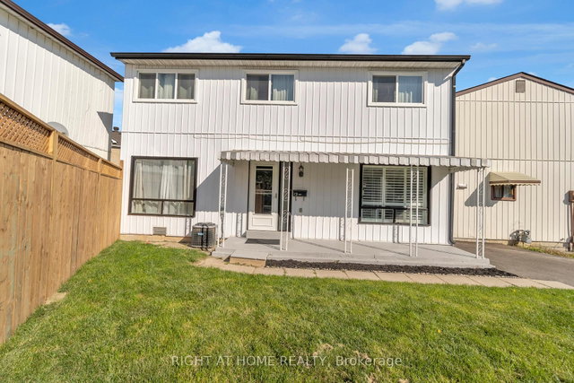 13 Huntingwood Crescent