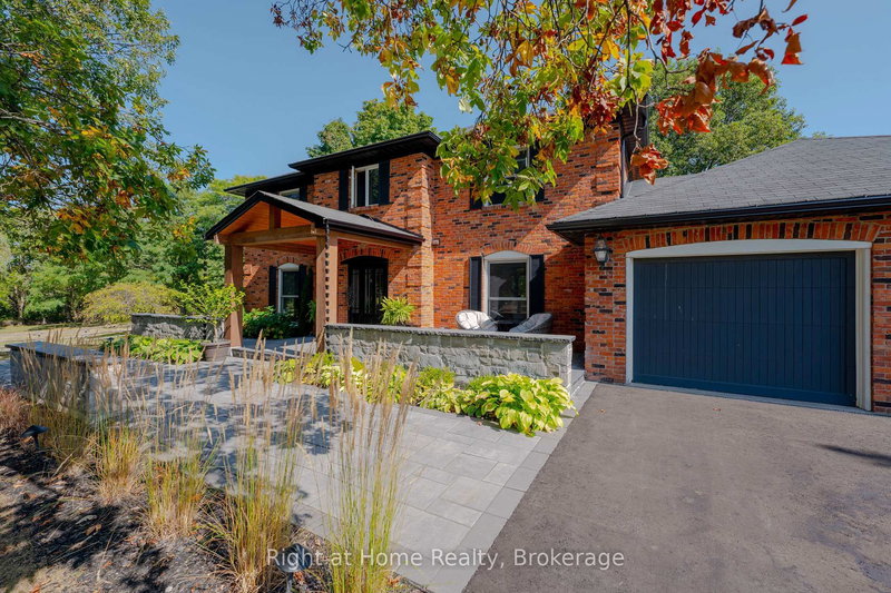 4344 No 1 Side Rd, Burlington, L7M 0X3 | Image 2