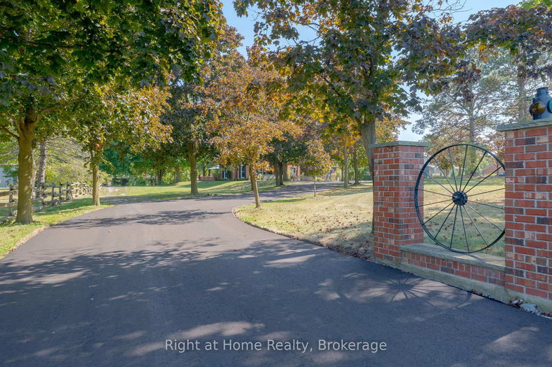 4344 No 1 Side Rd, Burlington, L7M 0X3 | Image 3