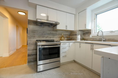4326 Waterford Crescent — photo 5
