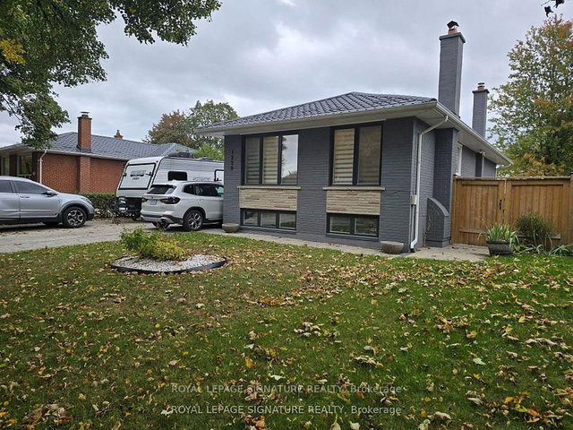1228 Canvey Crescent