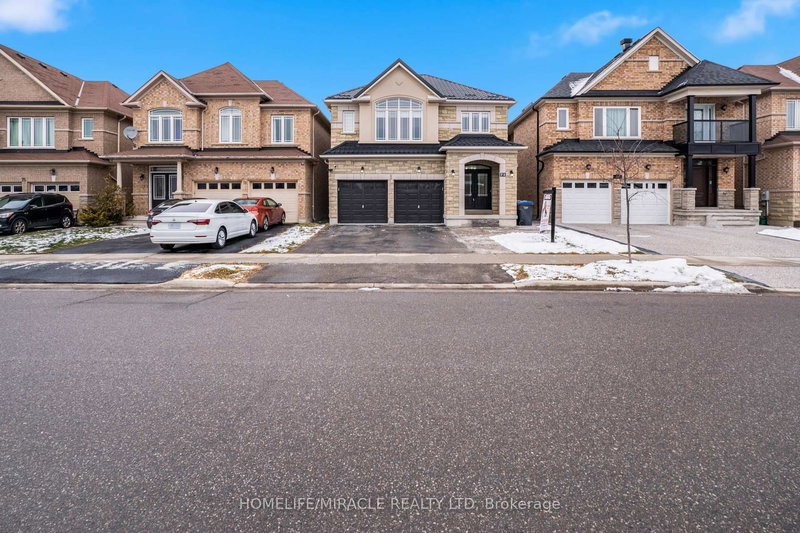 71 Skyvalley Dr, Brampton, L6P 3B7 | Image 2