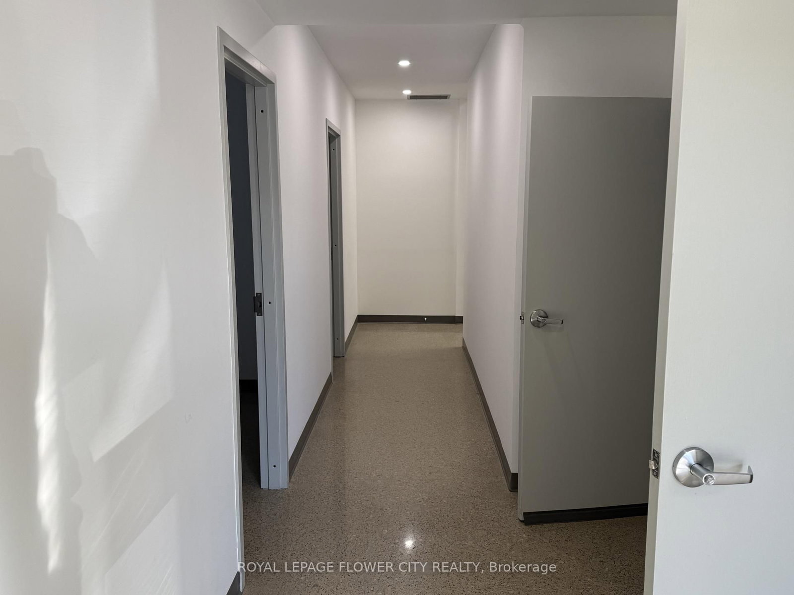 2386 Haines Road, Unit 4-10 - Photo 10