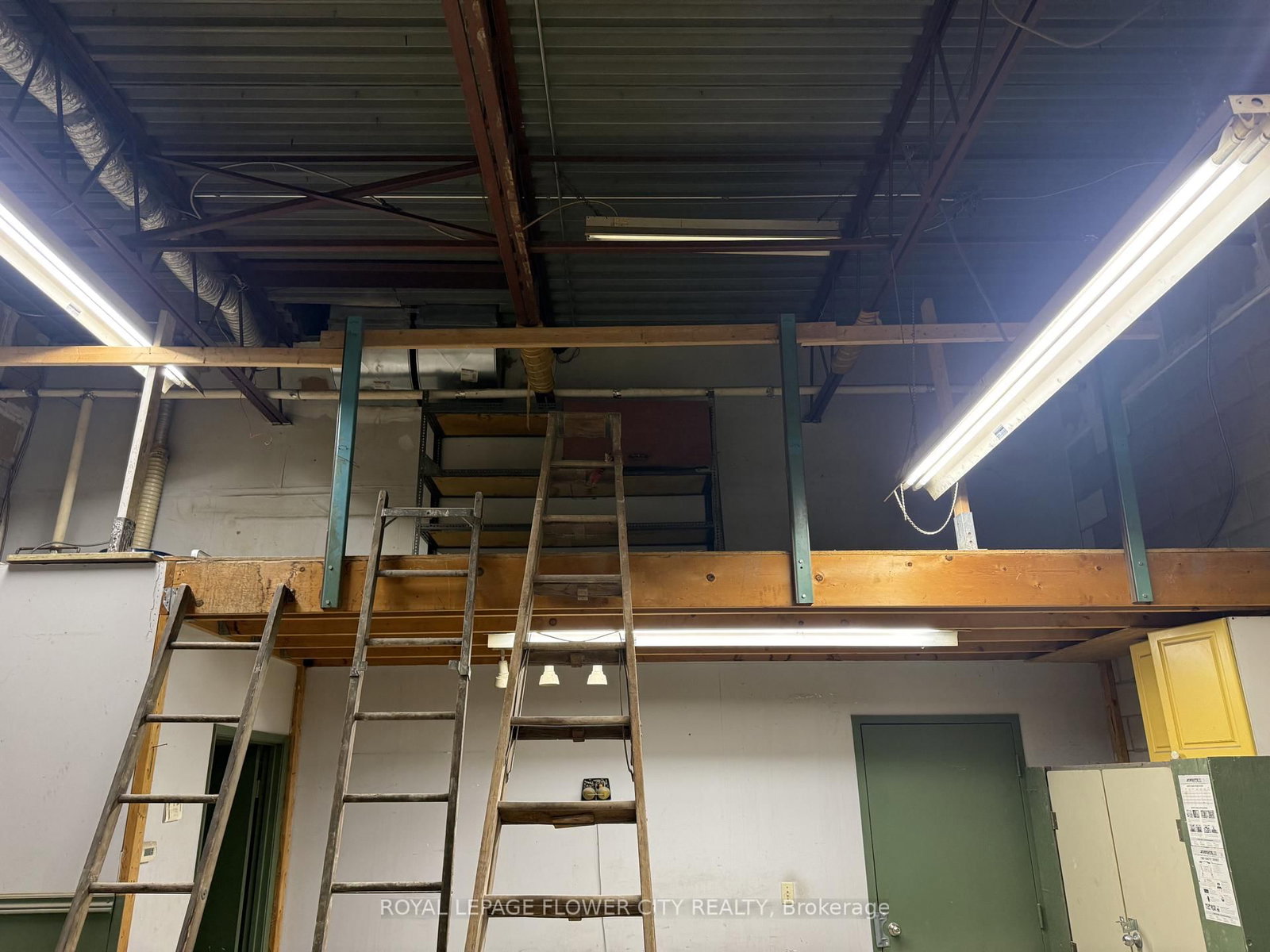 2386 Haines Road, Unit 4-10 - Photo 5