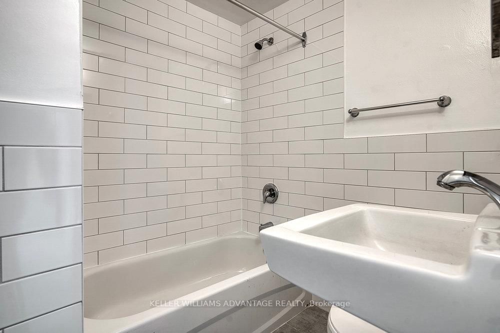 24 Indian Road Crescent - Photo 10