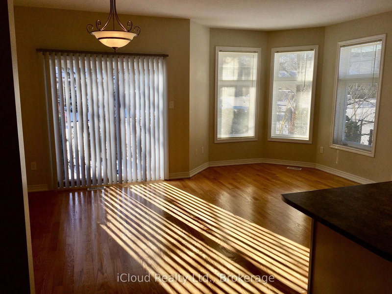 A - 9 Benson Ave, Mississauga, L5H 2P1 | Image 3