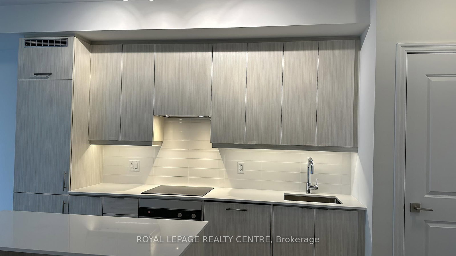 36 ELM Drive W, Unit 1903 - Photo 11