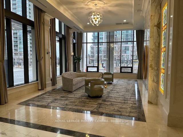 36 ELM Drive W, Unit 1903 - Photo 20