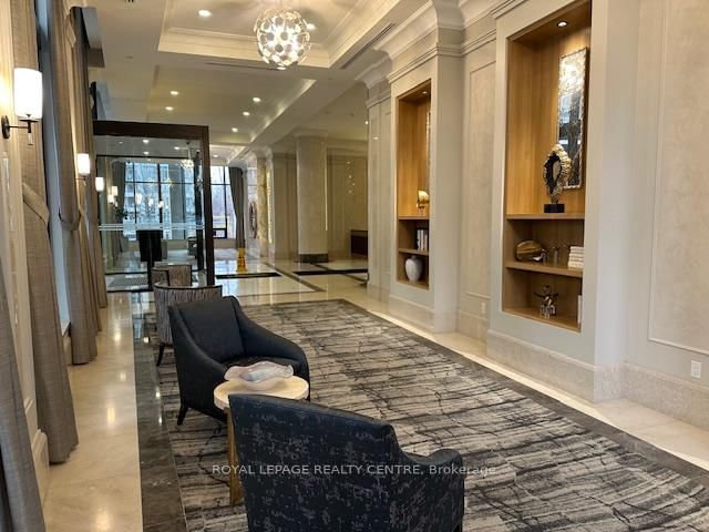 36 ELM Drive W, Unit 1903 - Photo 22