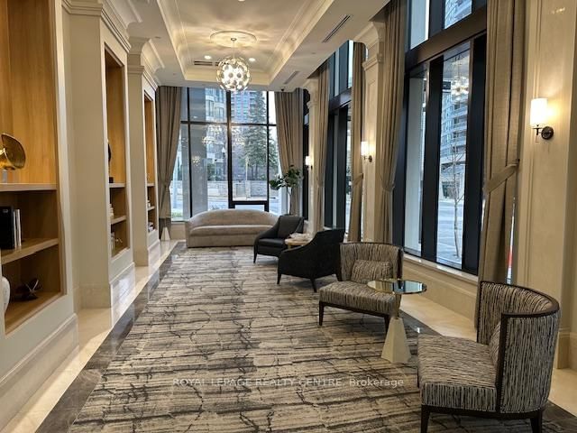 36 ELM Drive W, Unit 1903 - Photo 23