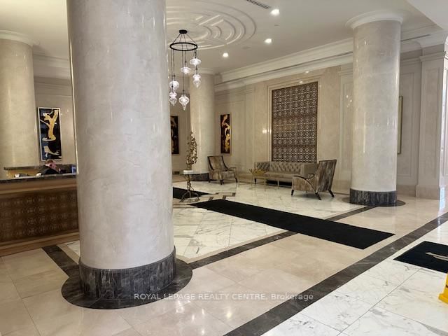 36 ELM Drive W, Unit 1903 - Photo 24