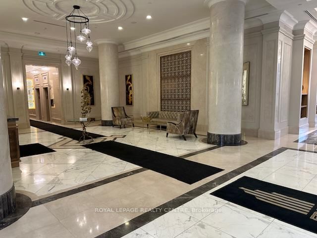 36 ELM Drive W, Unit 1903 - Photo 25