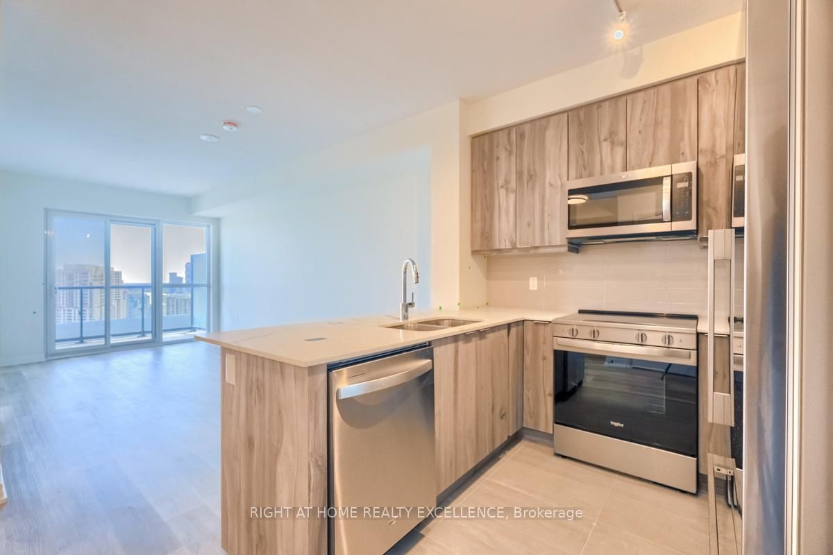 15 Watergarden Drive, Unit 3103 - Photo 8