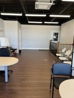 9 - 2131 Williams Pkwy, Brampton, L6S 5Z4 | Image 3