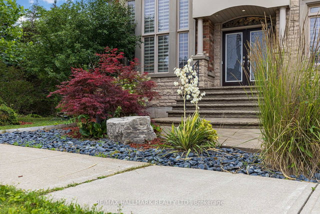 2485 Meadowridge Drive