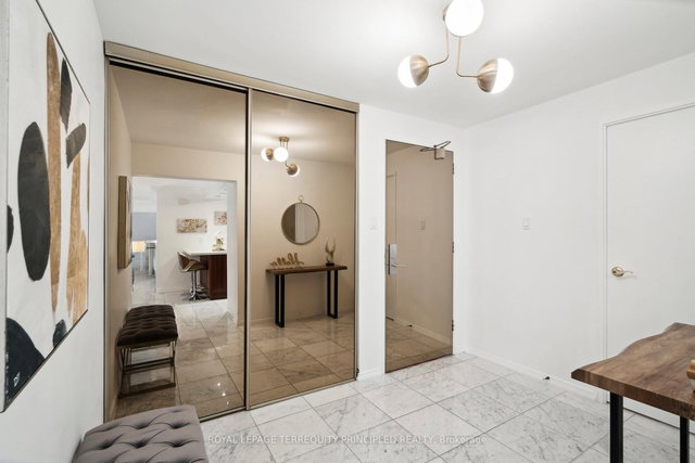 315 - 1400 Dixie Road