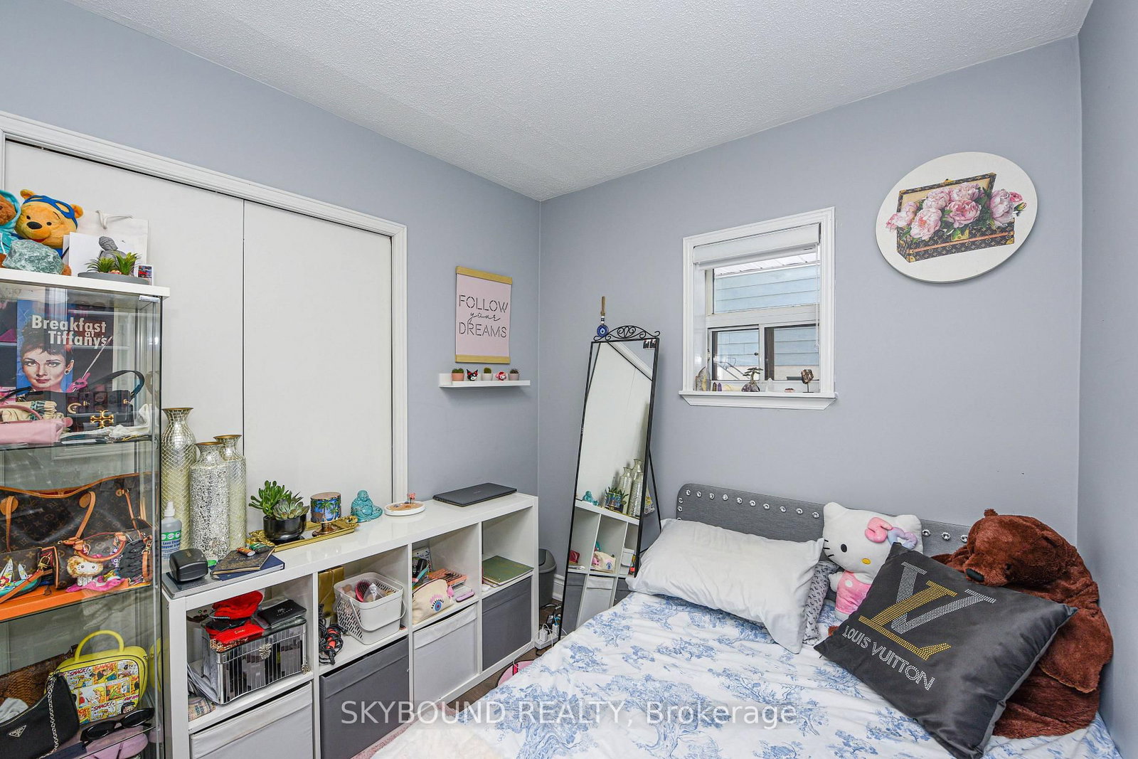 Detached House for sale at 32 Victoria Avenue, Halton Hills, Ontario, L7J 1Y9 - Acton - MLS: W12633380