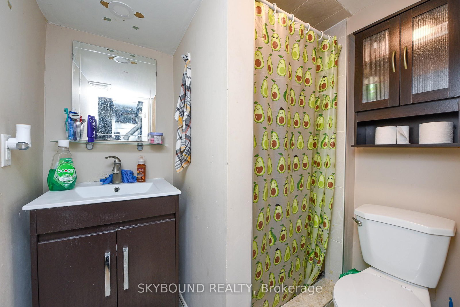 Detached House for sale at 32 Victoria Avenue, Halton Hills, Ontario, L7J 1Y9 - Acton - MLS: W12633380