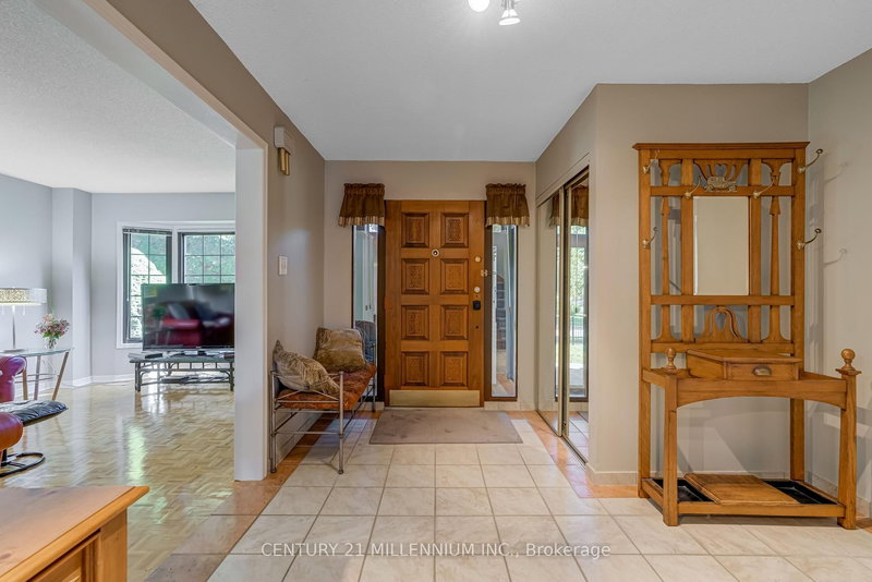 10 Phelps Dr, Brampton, L6X 3V5 | Image 3