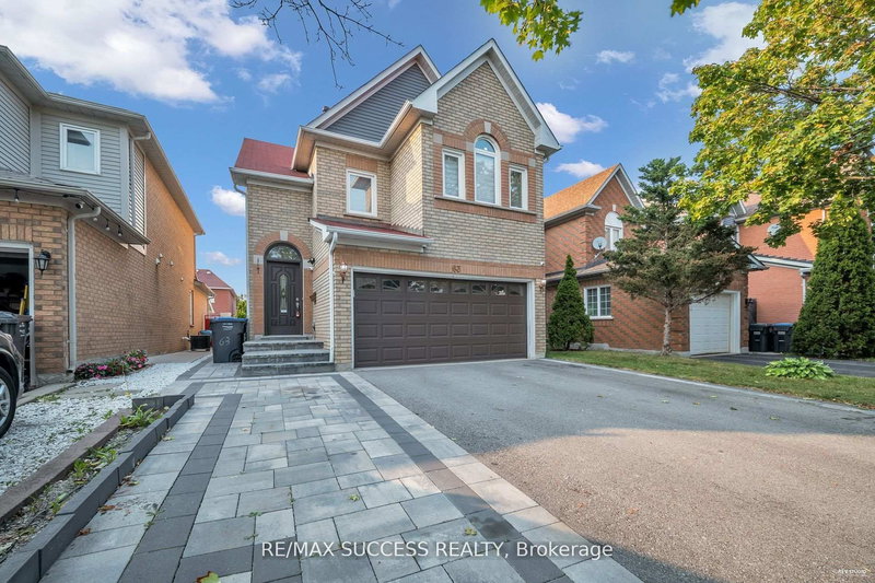 63 Blue Spruce St, Brampton, L6R 1C4 | Image 2