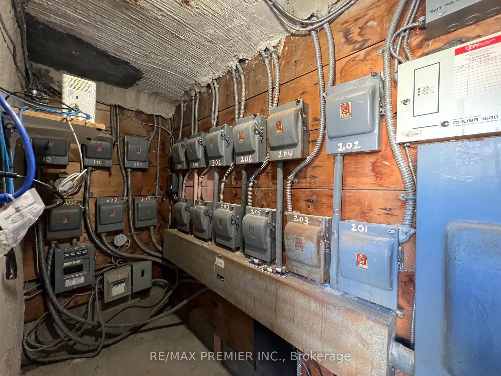 80 Clouston Avenue - Photo 12