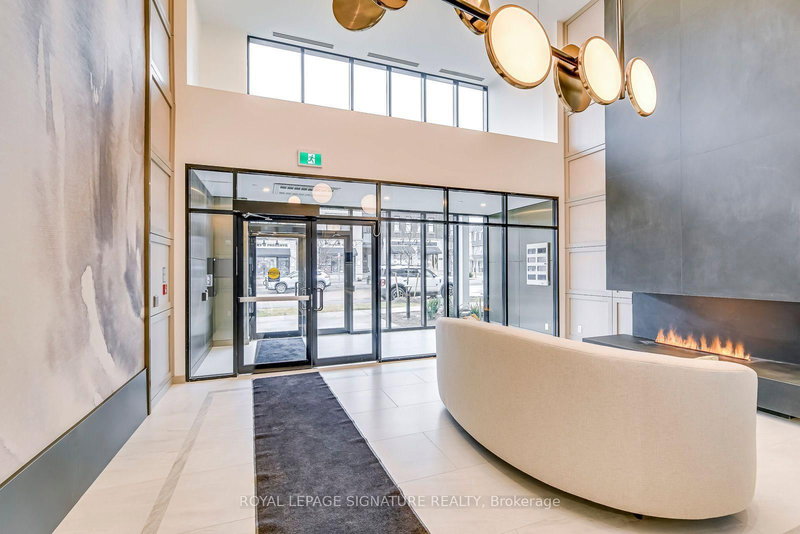 404 - 3285 Carding Mill Tr, Oakville, L6M 5P7 | Image 3