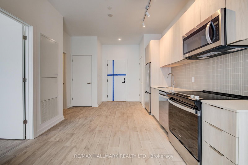 816 - 720 Whitlock Ave, Milton, L9E 1S2 | Image 3