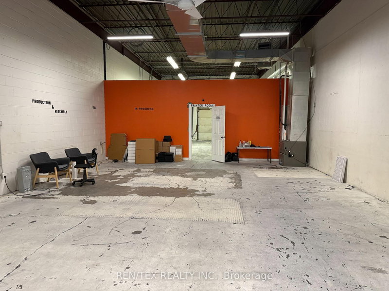 16 - 2364 Haines Rd, Mississauga, L4Y 1Y6 | Image 3