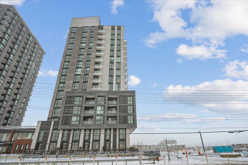 910B - 3071 Trafalgar Rd, Oakville, L6H 8C6 | Image 3