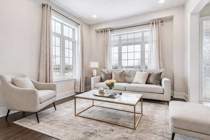 425 Threshing Mill Blvd, Oakville, L6H 0T4 | Image 3