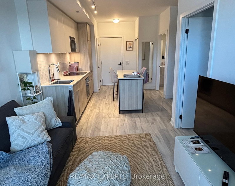 Room2