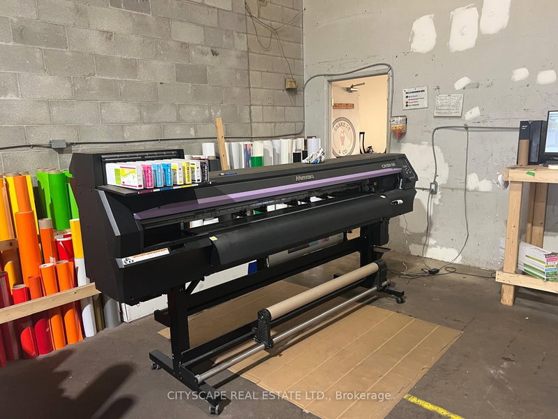 5 - 2430 Lucknow Dr, Mississauga, L5S 1V3 | Image 3