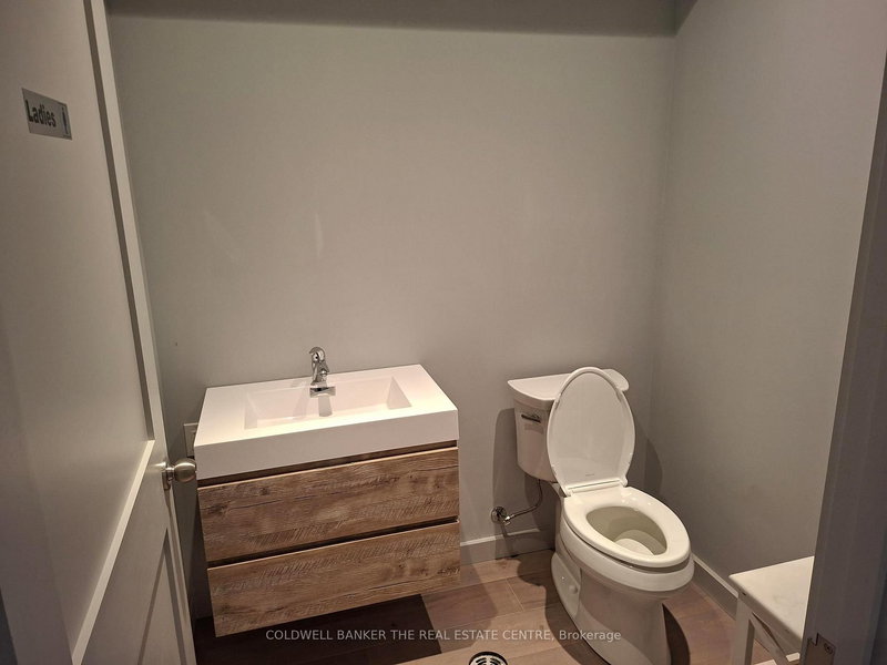 20 - 5100 South Service Rd, Burlington, L7L 6A5 | Image 3