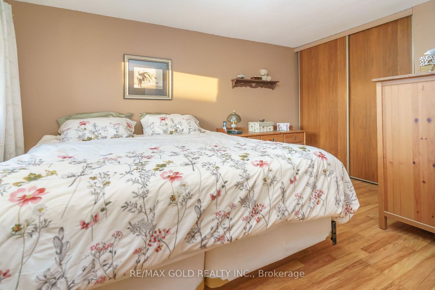 Townhouse for sale at 143-143 Ashton Crescent, Brampton, Ontario, L6S 3J9 - Central Park - MLS: W12640210