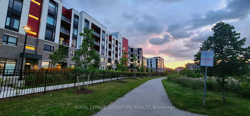 404 - 3285 Carding Mill Tr, Oakville, L6M 5P7 | Image 3