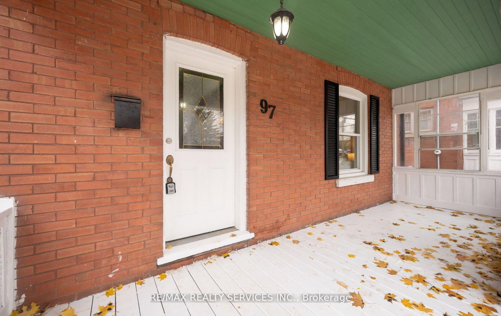 Listing Image 7